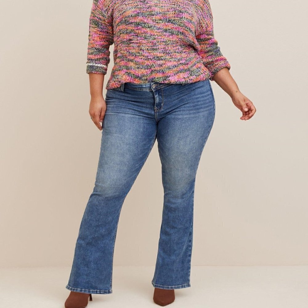 Torrid - Slim Boot Vintage Stretch Mid-Rise Jean in Mid-Wash Blue​​​​​​​​​​